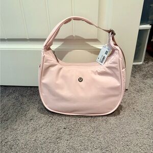 【‼️SOLD❗️】Lululemon Mini Shoulder Bag 4L in Pink Mist